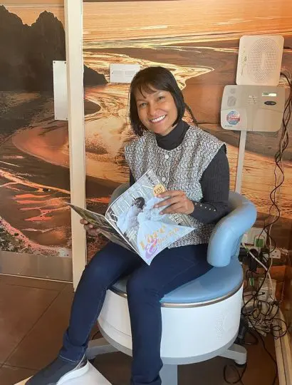 client sitting on ultra tesla seat